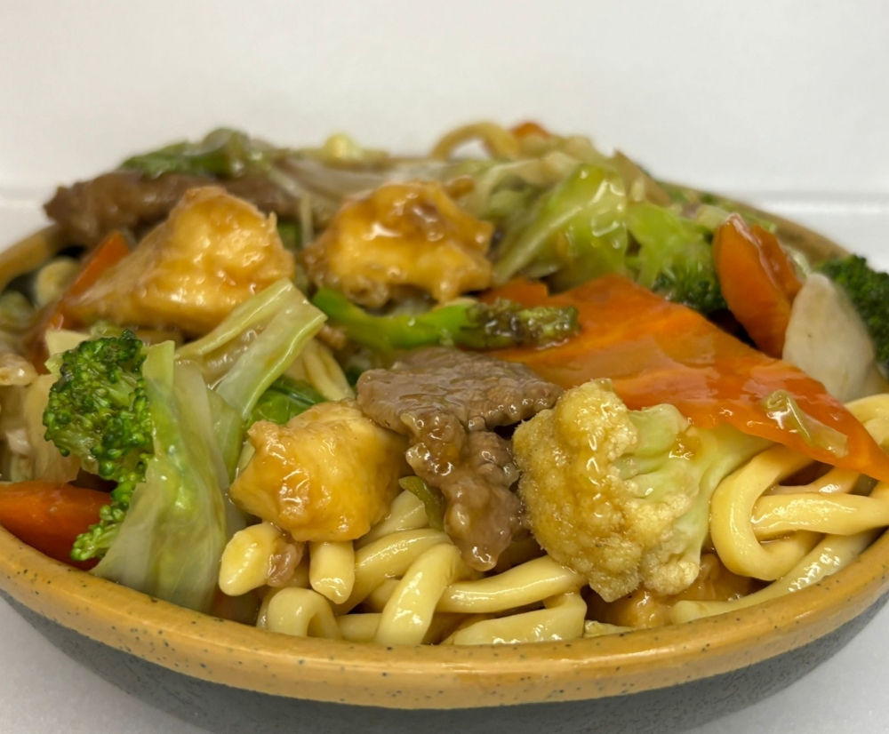Servimos : Yakissoba | Sushi Guarulhos